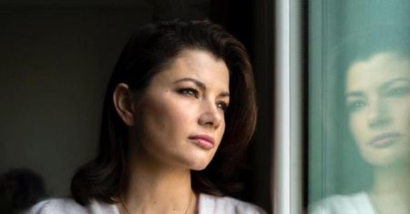 Sama straciła koleżankę. Agnieszka Sienkiewicz chce krzyczeć o problemach psychicznych Polaków