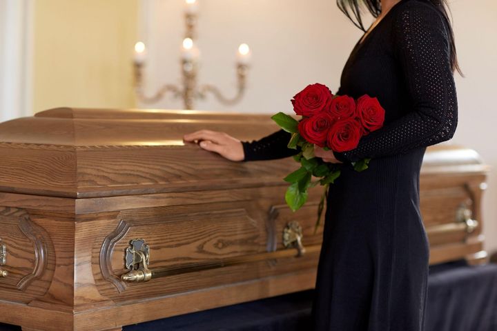 Pogrzeb osób zakażonych koronawirusem wygląda inaczej. Nie ma pożegnania