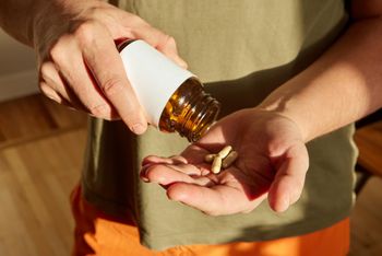 Suplement na czarnej liście MZ. Miał wspomagać zasypianie, a może zniszczyć wątrobę