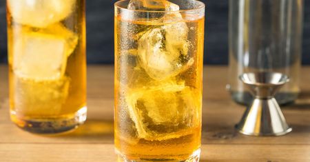 Katorga dla organizmu. Najgorsze połączenie z alkoholem