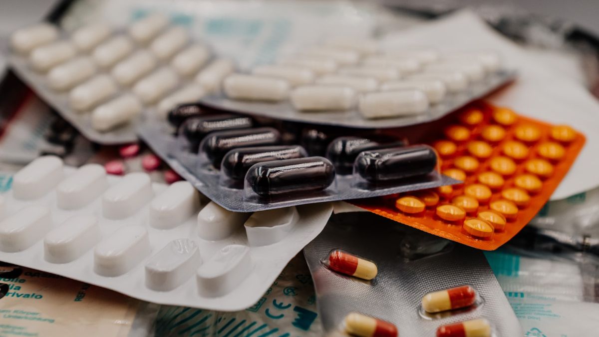 Lisinopril Genoptim pomaga zmniejszyć ciśnienie tętnicze krwi.