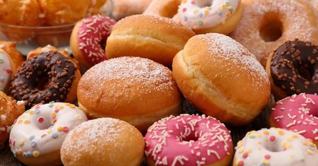 Pączki. Czy naprawdę nam szkodzą?