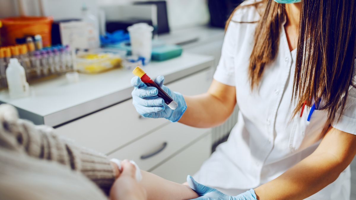 Monocytopenia to zbyt niskie stężenie monocytów we krwi.