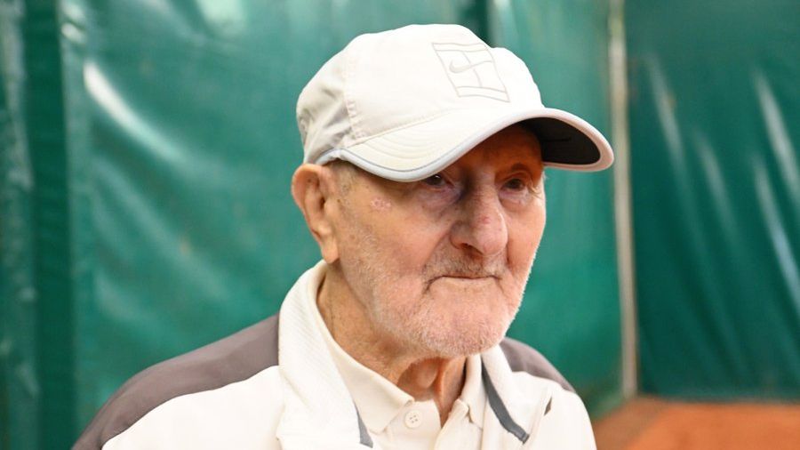 Tadeusz Krzyszkowski to najstarszy tenisista Polski i świata