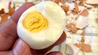 Jedli co najmniej jedno jajko tygodniowo, potem zbadano ich mózgi. Wnioski dają do myślenia