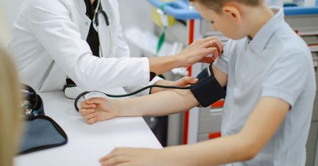 Dwukrotnie więcej przypadków nadciśnienia u dzieci. Eksperci zaniepokojeni