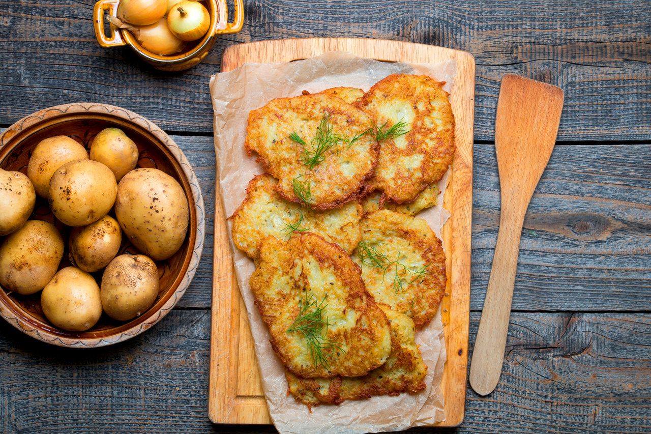 Placki ziemniaczane – kalorie, wartości odżywcze i przepisy