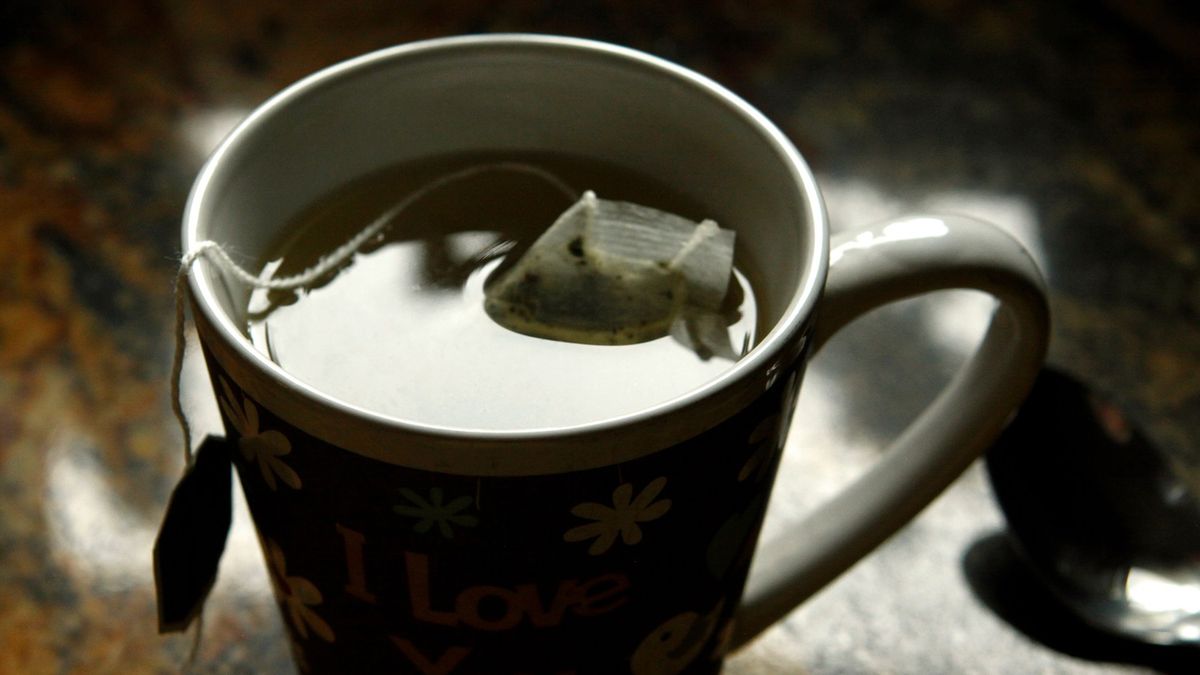 Nie dodawał miodu do wrzątku. Miód w temperaturze powyżej 45 stopni traci swoje właściwości