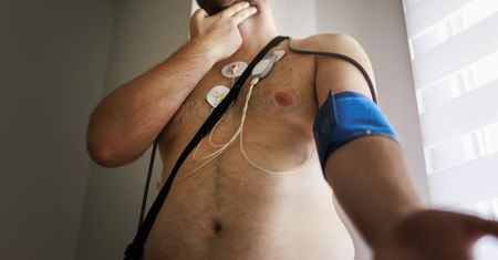 COVID nie uderza już w płuca. To jedno z najczęstszych powikłań, które zgłaszają pacjenci