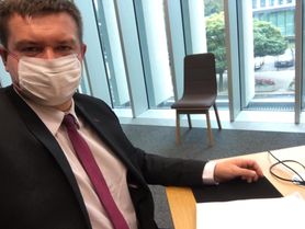 Marcin Porzucek został wolontariuszem na oddziale COVID-19. Poseł mówi, jak wygląda walka z pandemią (WIDEO)
