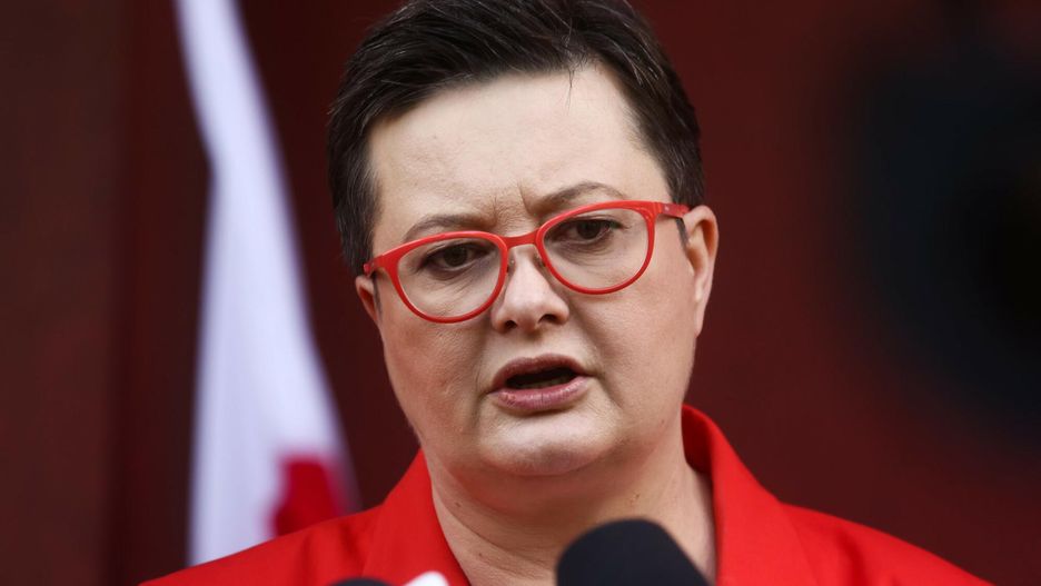 Kiedy koniec z pracami domowymi? Lubnauer wskazała termin