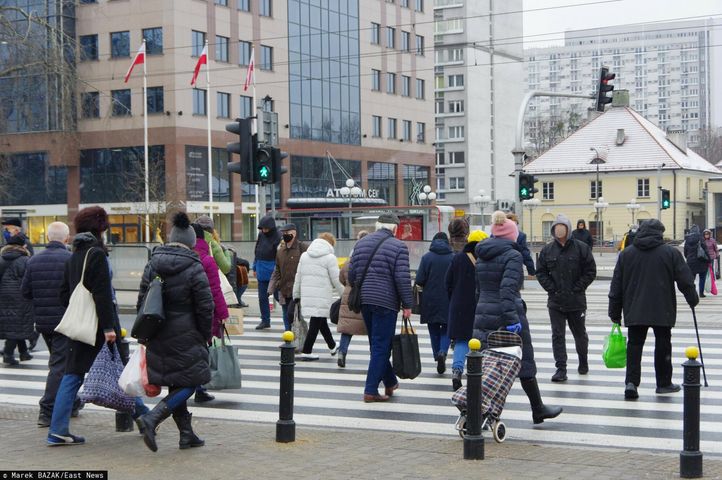 Jeszcze przed jesienią może pojawić się nowy groźniejszy wariant koronawirusa? Prof. Zajkowska: Może łączyć zakaźność Omikronu z cięższym przebiegiem Delty