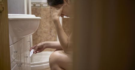 Są uzależnione od testów ciążowych. Ta obsesja dotyka dwie grupy kobiet