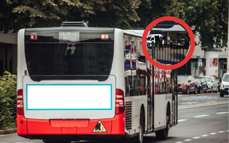 Kierowca autobusu o niej zapomniał. Trzyletnia dziewczynka walczy o życie
