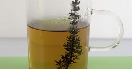 Pij, gdy choroba zaatakuje. Najlepsze remedium na kaszel i gardło