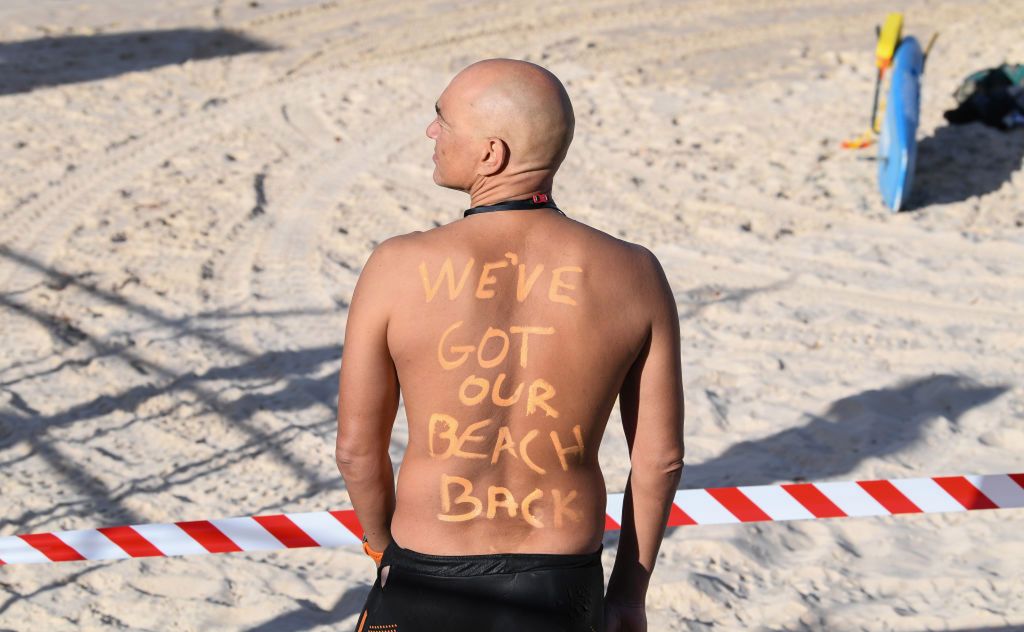 Zamknięcie plaż budziło duży sprzeciw