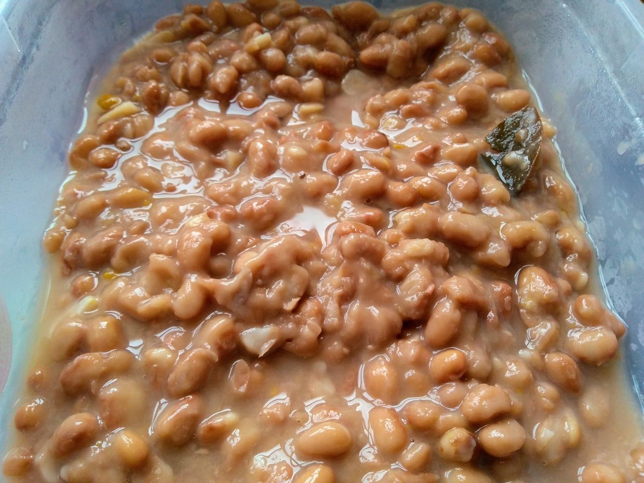 Chroni przed rakiem jelita grubego. Wymiata złogi i oczyszcza jelita z toksyn