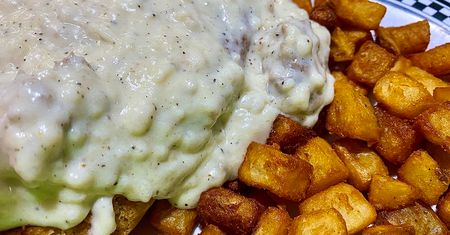 Kancerogeny w codziennej diecie. Tymi produktami nieświadomie "karmisz raka"