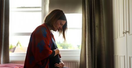 Poranne mdłości w ciąży? Naukowcy badali, skąd się biorą