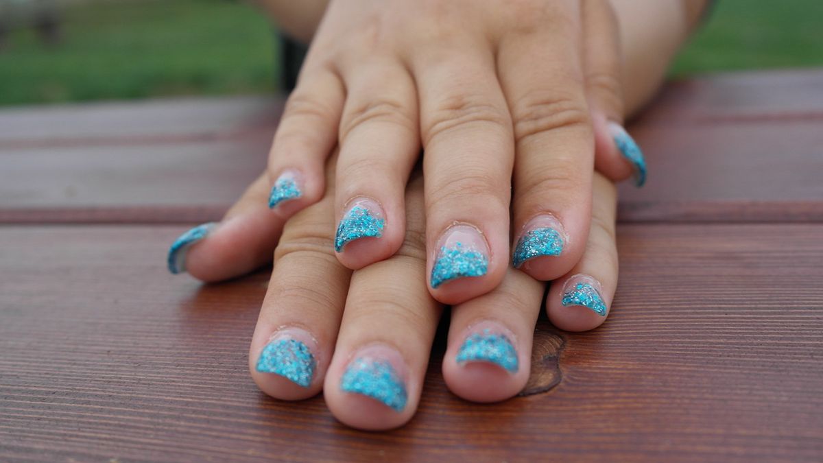 Witaminy na paznokcie - wpływ witamin, sposób na piękne paznokcie