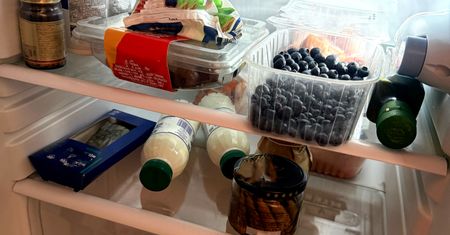 Czają się w kuchni. Błyskawicznie się namnażają, powodują zatrucia