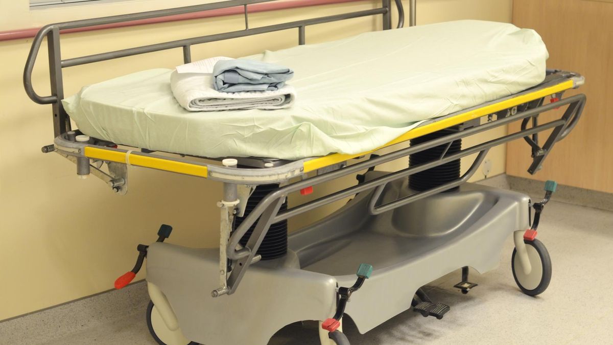 MZ da podwyżkę lekarzowi, który zarabia 2,8 tys. zł za godzinę? Patologia jest w szpitalu