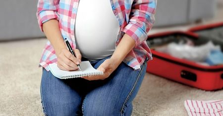 30 tydzień ciąży to czas wielkich przygotowań. Od czego zacząć kompletowanie wyprawki?