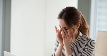 Migrena oczna – przyczyny, objawy, diagnostyka i leczenie