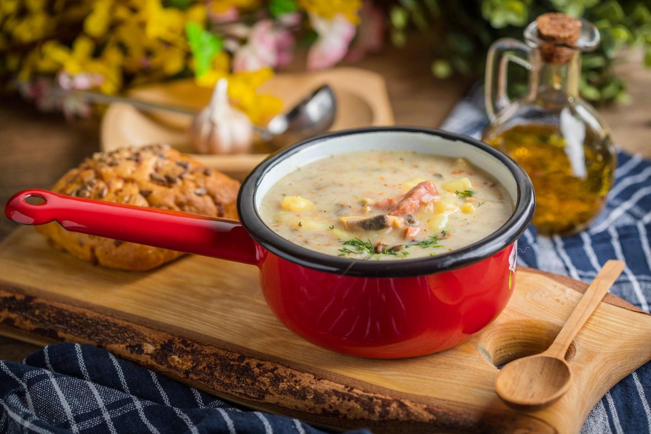 Zakwas na żurek – przepis, wartości odżywcze i kalorie w żurku