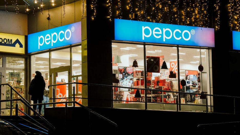 Pilny komunikat znanej sieci. Sklepy w całej Polsce oddają pieniądze