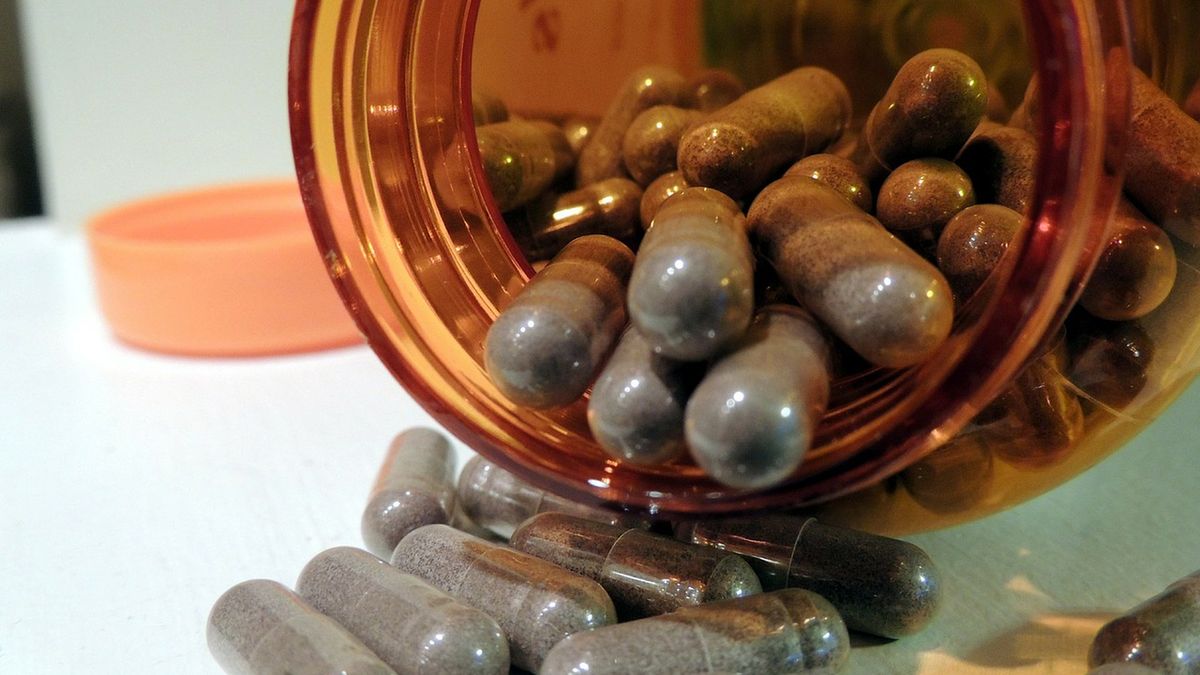 Tabletki uspokajające - ziołowe tabletki uspokajające, tabletki uspokajające na receptę