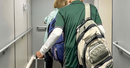 Musieli wysiąść z samolotu. "Najbardziej przerażające doświadczenie"