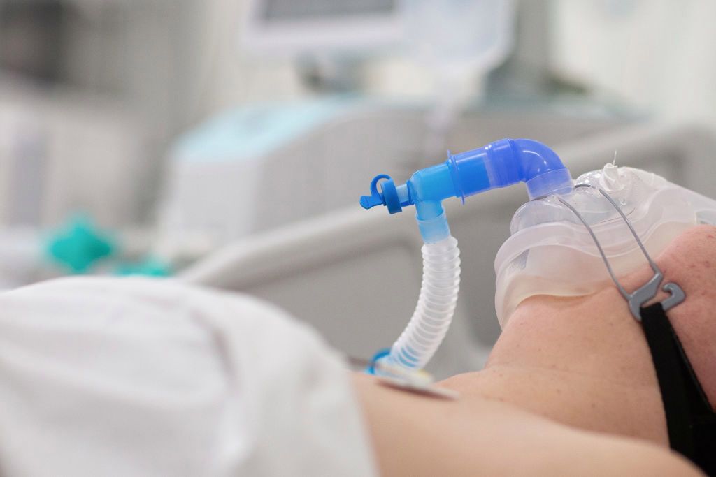 Jednym z najgroźniejszych objawów COVID-19 jest ciche niedotlenienie