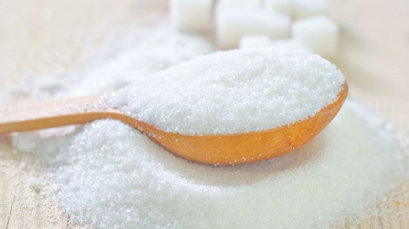 Zapomnij o napojach dla sportowców – lepiej sprawdzi się zwykły cukier