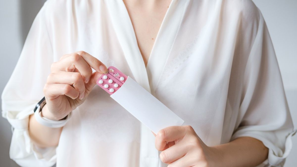 Vines to tabletki antykoncepcyjne dwuskładnikowe jednofazowe. Zawierają dwa różne hormony żeńskie w takich samych dawkach w każdej tabletce aktywnej.