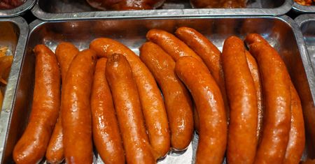 Pilnie wycofują mięso. Jeśli kupiłeś, lepiej go nie jedz