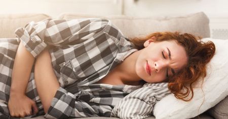 Endometrioza – objawy, leczenie, ciąża. Rozmowa z ginekologiem, dr Mariuszem Piątkowskim