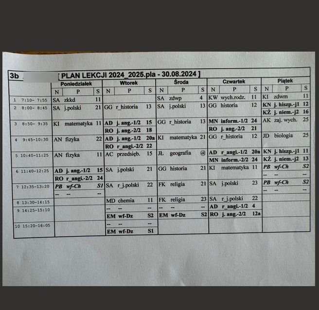 Plan lekcji nadesłany przez mamę licealistki 