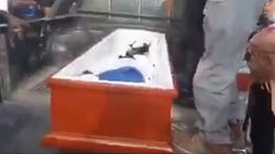 Peru: Pogrzeb został przerwany po tym, jak z trumny zaczęło dobiegać pukanie