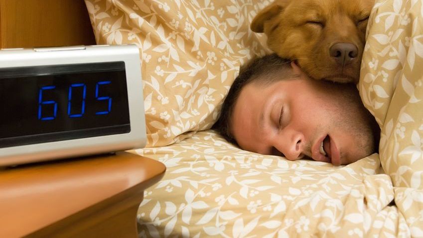 Ślinienie się podczas snu może mieć wiele różnych przyczyn