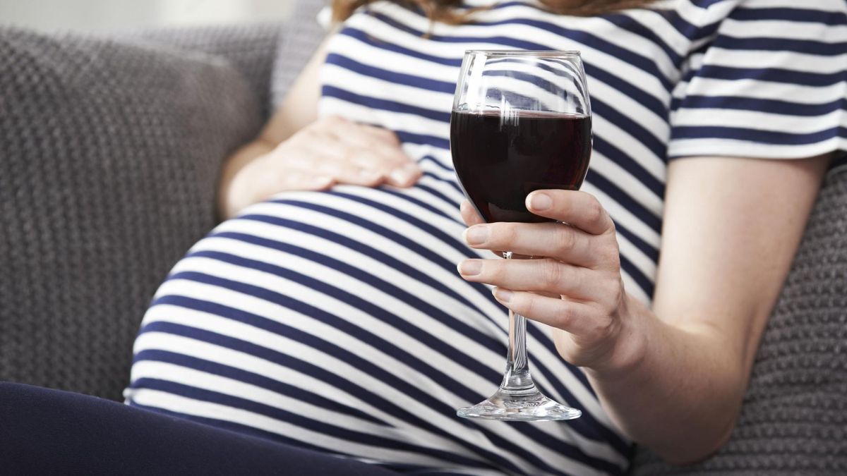 Czy można pić alkohol podczas karmienia piersią? Co o zachowaniu Beyonce twierdzą eksperci?