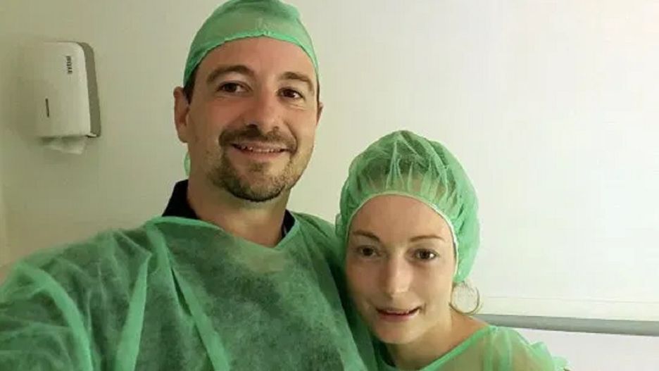 Para desperacko pragnęła dziecka. Do zapłodnienia surogatki musieli użyć samodzielnego zestawu do inseminacji