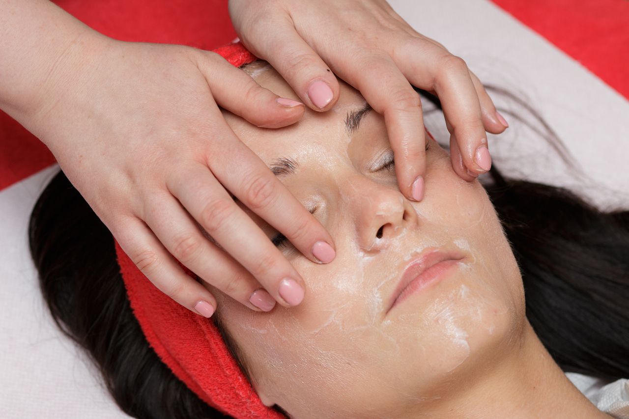 Masaż Kobido – cena, efekty i skutki uboczne