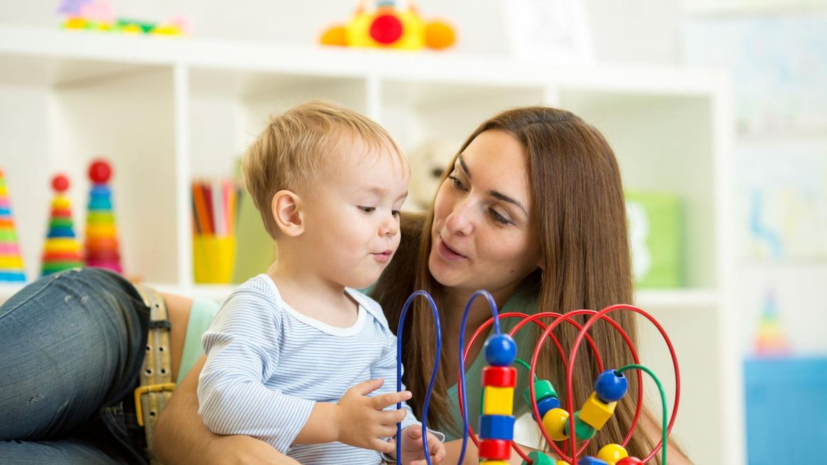 Pięć zabaw idealnych dla rocznego dziecka
