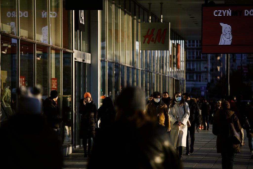 Obostrzenia znikają od 28 marca
