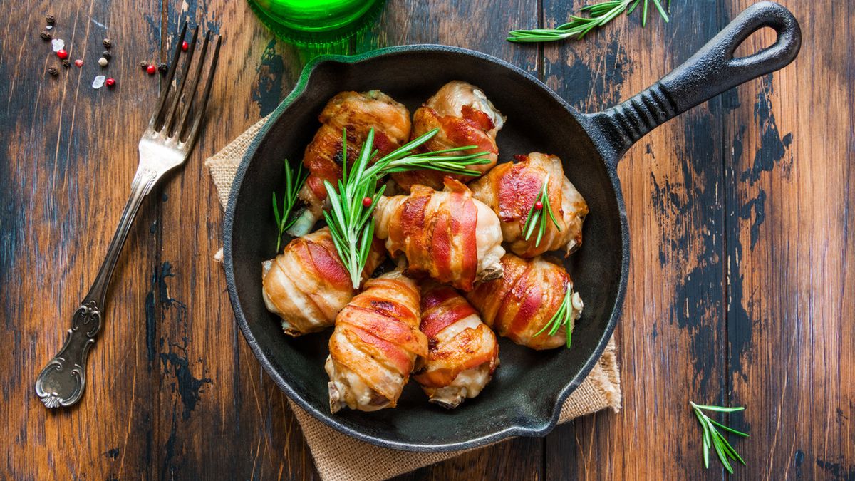 Boczek to produkt wysokokaloryczny.