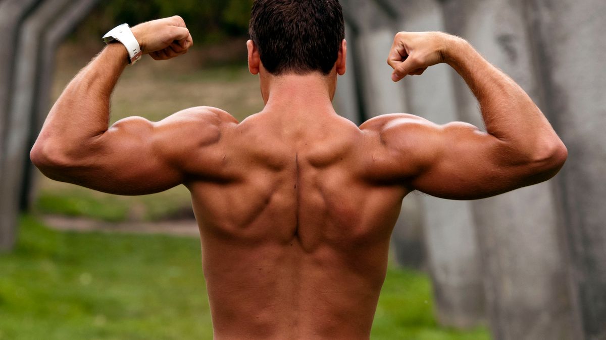 BCAA - co to jest, naturalne źródła, jak działają aminokwasy BCAA, co warto o nich wiedzieć, stosowanie, skutki uboczne