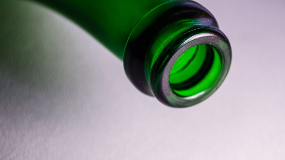 Czego nie wolno pić przed snem?