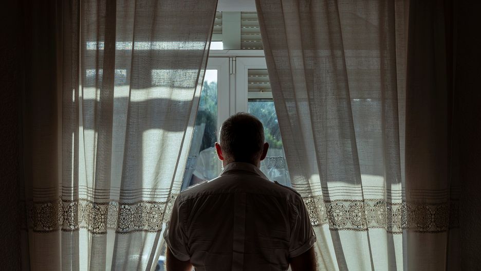 Dlaczego pan Andrzej musi płacić alimenty?