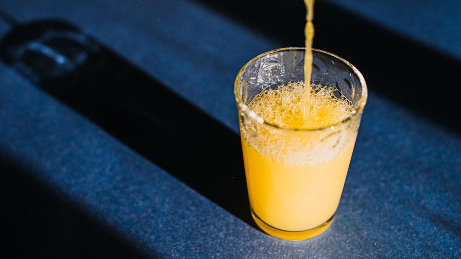 Problemy z żołądkiem u dziecka? Podaj mu sok jabłkowy